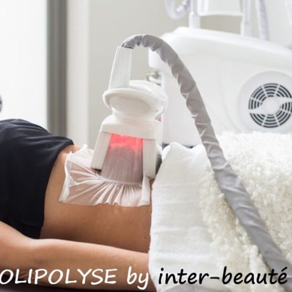 Cryolipolyse à l’Institut Naxane pour un traitement minceur efficace entre Lyon et Saint-Étienne